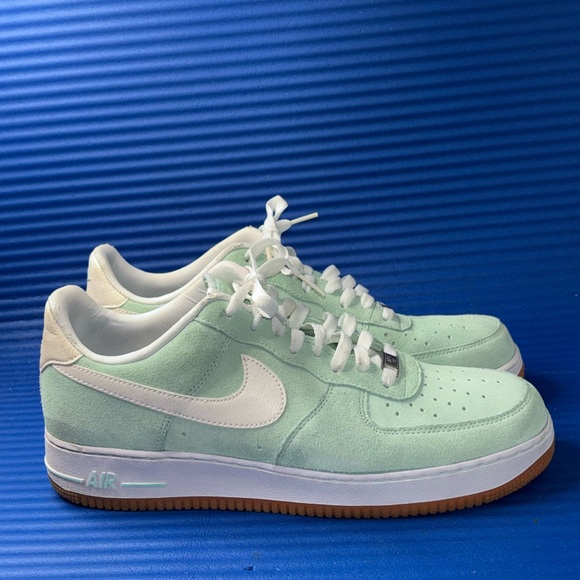 Size 11- Men's Nike Air Force Low Arctic Green Gum Brown Shoes